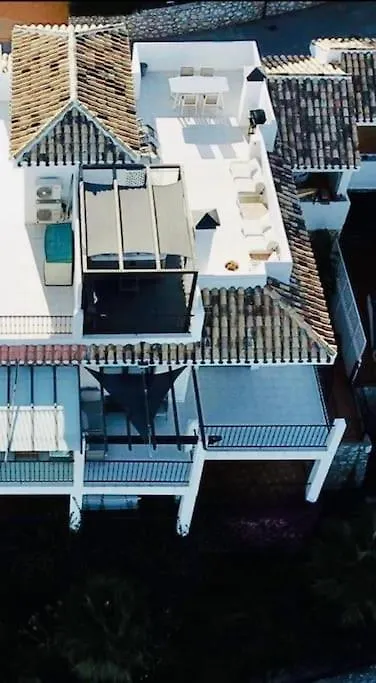 3 Bedroom Semi Detached Villa With Stunning Views! Benalmadena Apartment