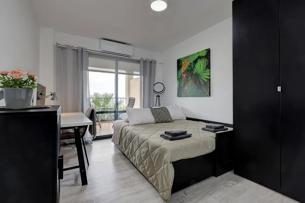 3 Bedroom Semi Detached Villa With Stunning Views! Benalmadena Apartment